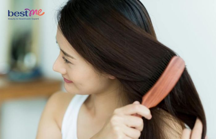 Gội đầu bằng nước vo gạo giúp kích thích mọc tóc