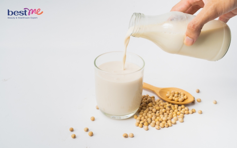 Uống gì để giảm cân? Sữa đậu nành