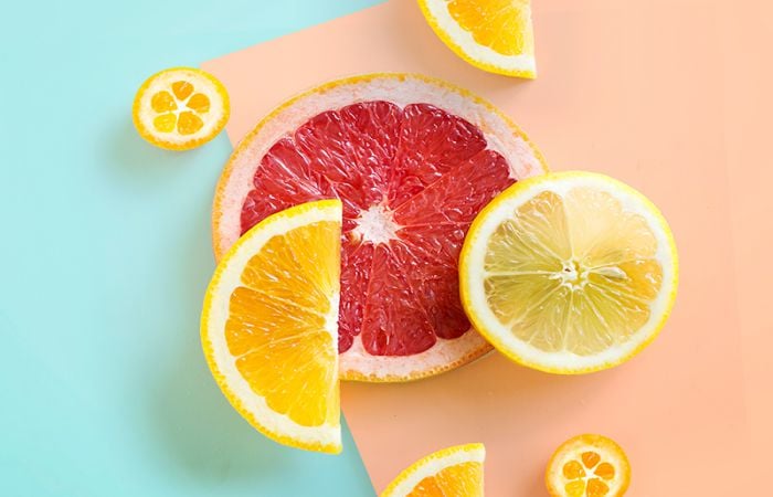 Vitamin C làm tăng đáng kể hiệu quả của kem chống nắng.