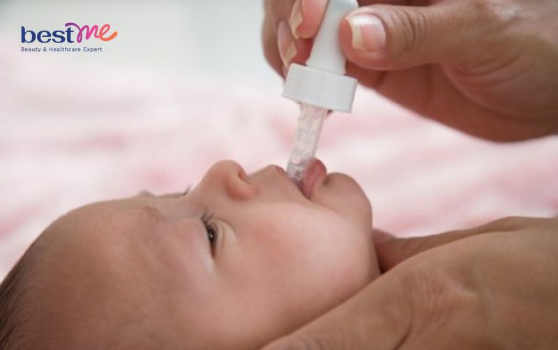 Bổ sung vitamin D3 dạng giọt cho bé