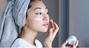 Vì sao dùng retinol bị rát da? Cách xử lý thế nào?