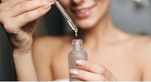 Top 15 serum phục hồi da sau mụn, da mỏng yếu tốt nhất 2023