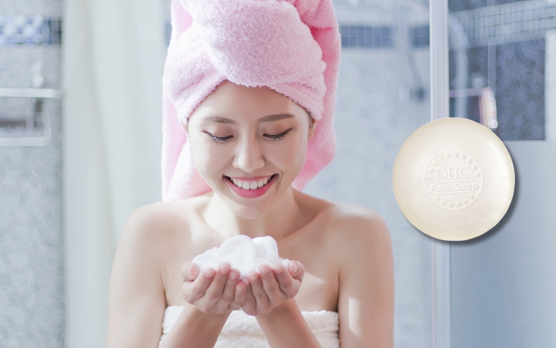 DHC Pure Soap là sản phẩm xà phòng rửa mặt dịu nhẹ, giúp làm sạch da hiệu quả