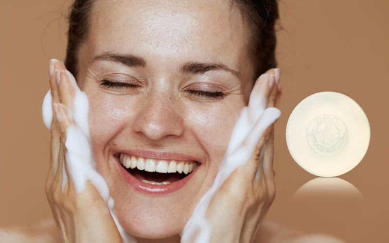 DHC Skin Treatment Soap F1 là sản phẩm xà phòng rửa mặt giàu chất chống oxy hóa