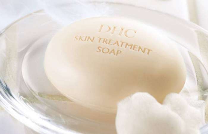 Xà phòng rửa mặt DHC Skin Treatment Soap