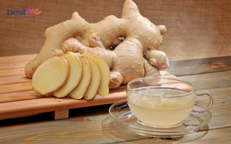 Xông hơi trị mụn ẩn bằng gừng